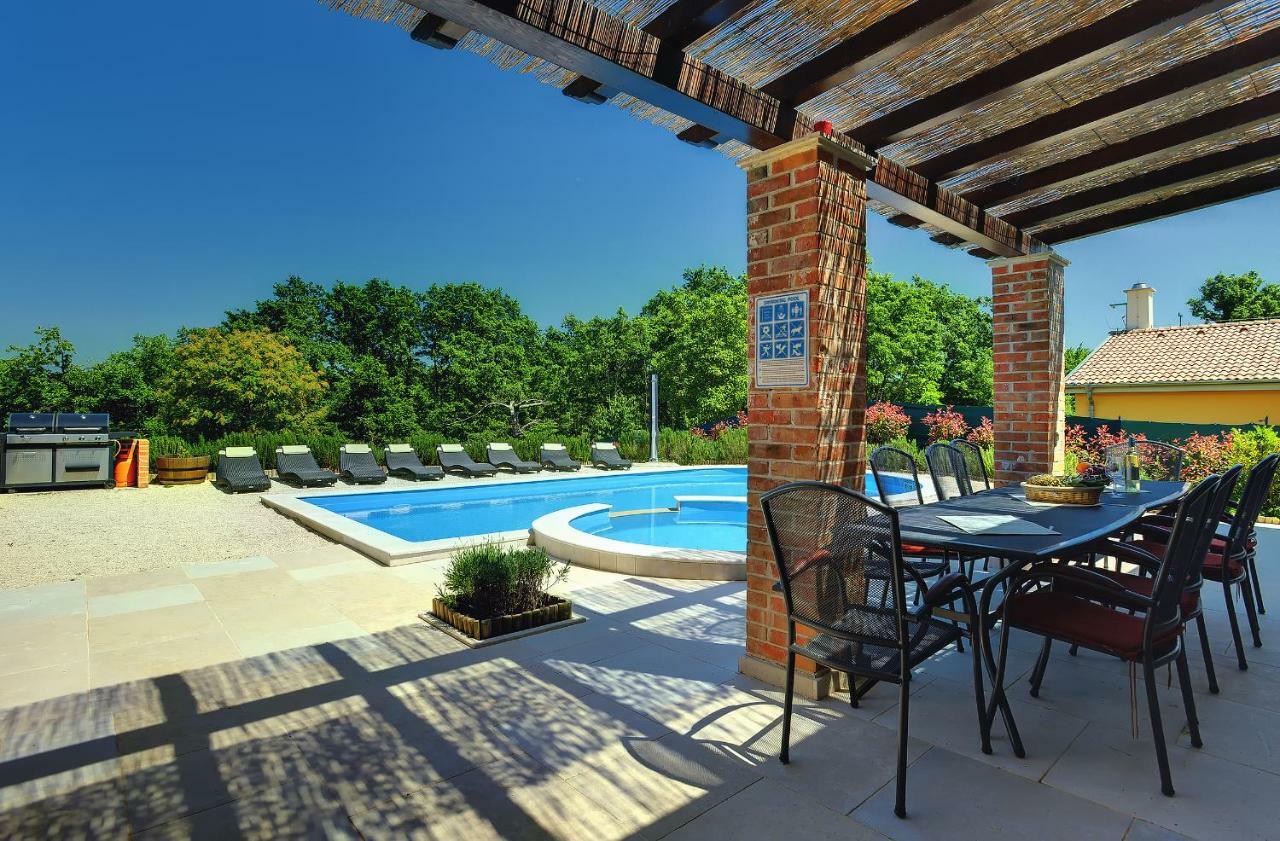 Villas Vea Histria Rezanci Экстерьер фото