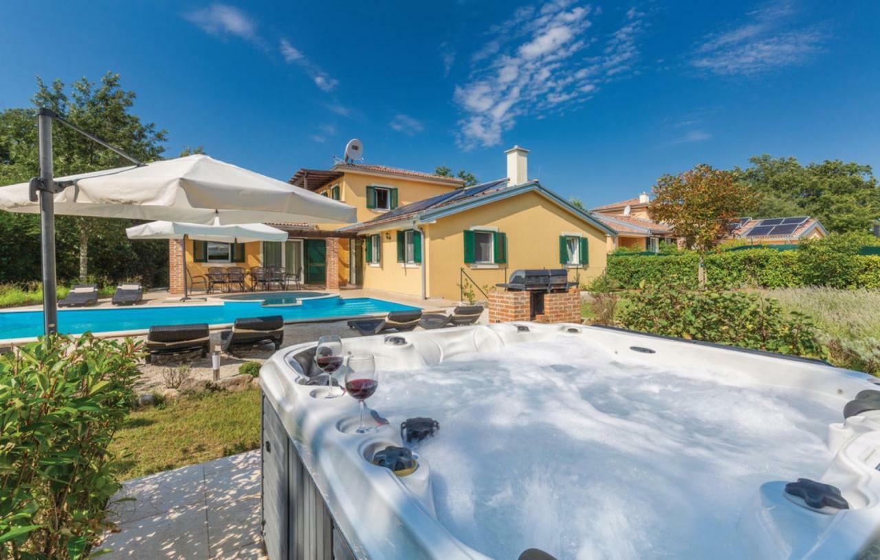 Villas Vea Histria Rezanci Экстерьер фото